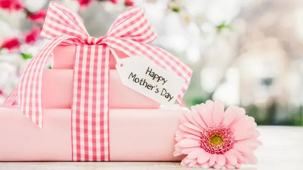 Make Mom Feel Special on Mother’s Day